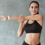 Photo cours de Pole dance d'Emilie de Milie Dance, professeur et formatrice de futurs professeurs de pole dance